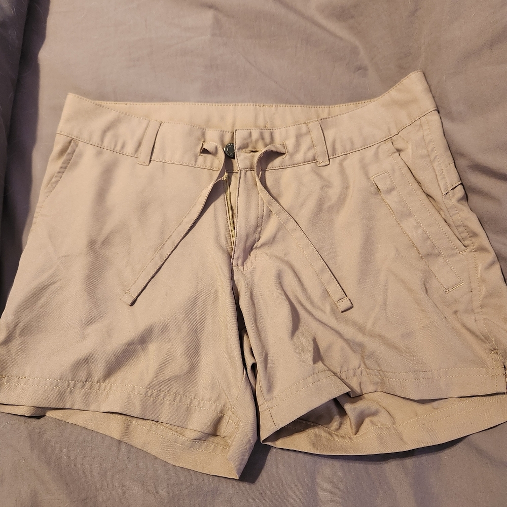 Magellan Outdoors Women's Beige Athletic Drawstring Shorts